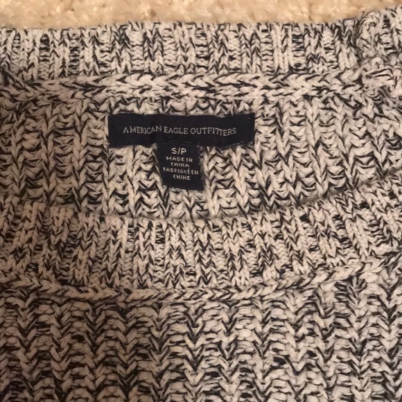 Grey American Eagle sweater - Picture 2 of 5